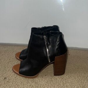 Ankle boots by Dolce Vita
